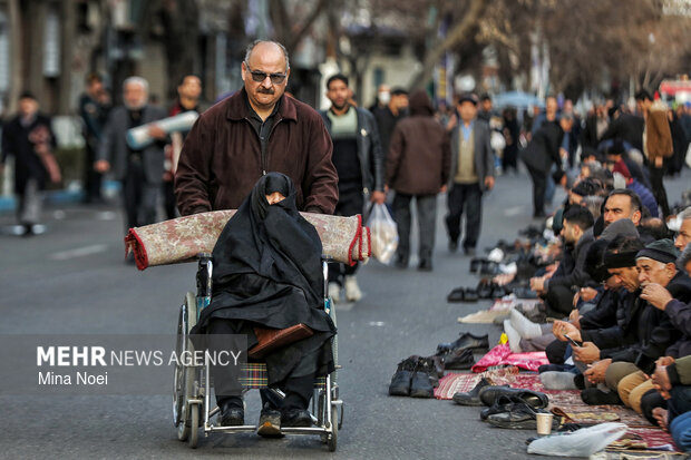 اقامه نماز عید سعید فطر تبریز