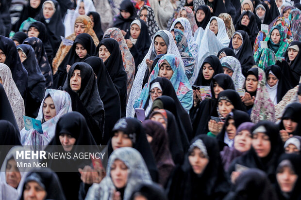 اقامه نماز عید سعید فطر تبریز