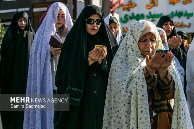 اقامه نماز عید سعید فطر در میدان شهید طهرانی‌مقدم تهران