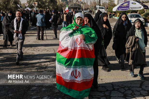 اقامه نماز عید سعید فطر در مصلای تهران