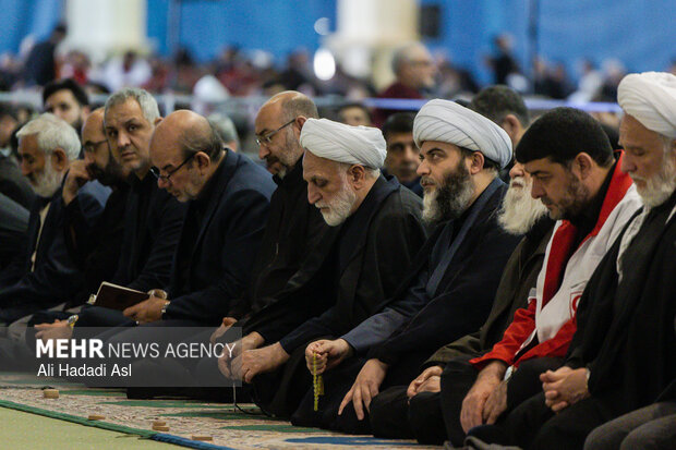 اقامه نماز عید سعید فطر در مصلای تهران