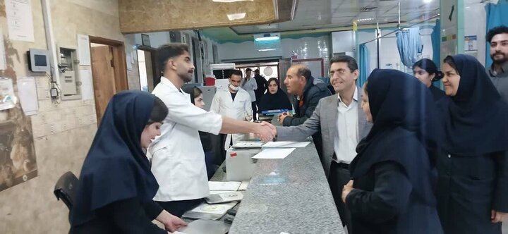 حضور میدانی برای ارزیابی خدمات درمانی در بیمارستان‌های خرم‌آباد