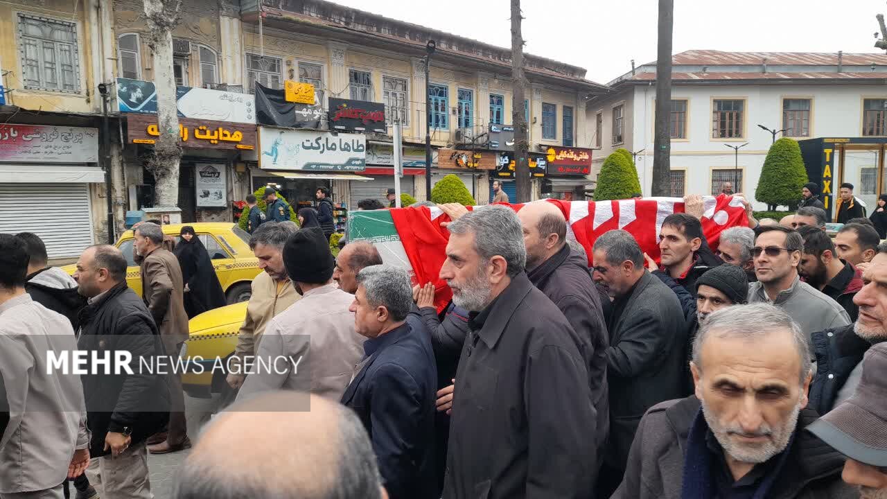 تشییع پیکر دیپلمات شهید «مجید حسنی کندسر» در رودسر تشییع پیکر دیپلمات شهید «مجید حسنی کندسر» در رودسر