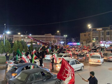 میدان داری شبانه مردم با بصیرت کرمان در خیابان ها