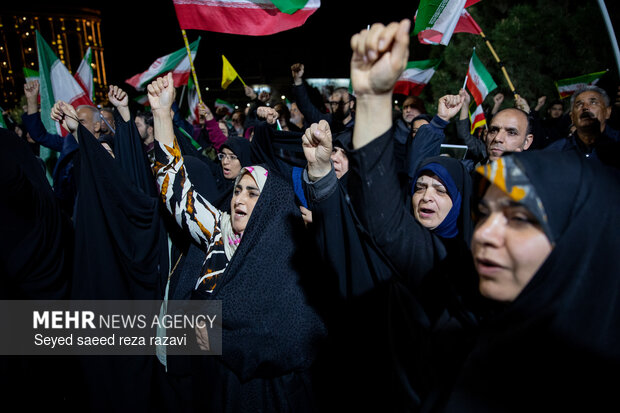 مراسم وداع با پیکر سردار شهید علی‌محمد نائینی