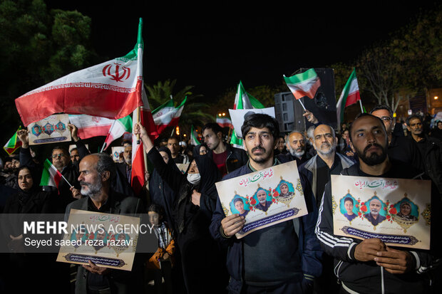 مراسم وداع با پیکر سردار شهید علی‌محمد نائینی