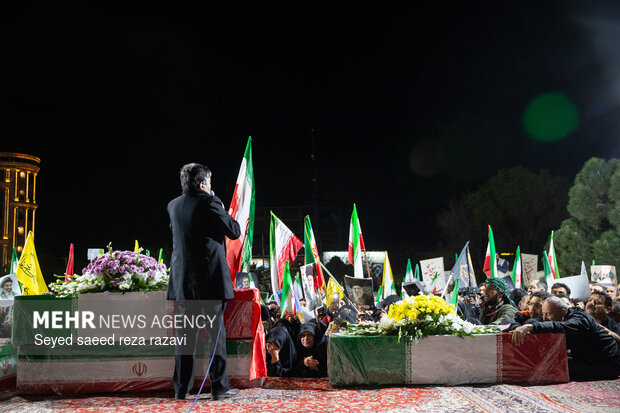 مراسم وداع با پیکر سردار شهید علی‌محمد نائینی