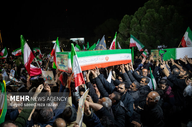 مراسم وداع با پیکر سردار شهید علی‌محمد نائینی