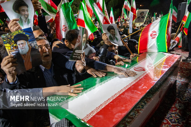 مراسم وداع با پیکر سردار شهید علی‌محمد نائینی