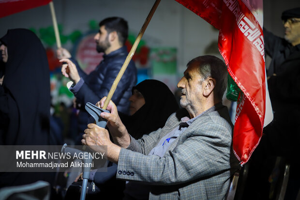 اجتماع بزرگ فدائیان امام خامنه‌ای