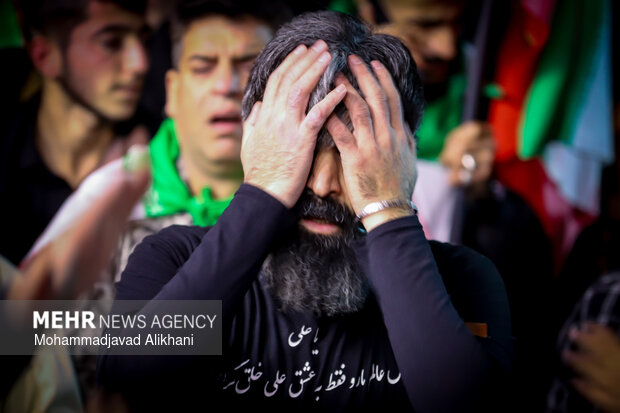اجتماع بزرگ فدائیان امام خامنه‌ای