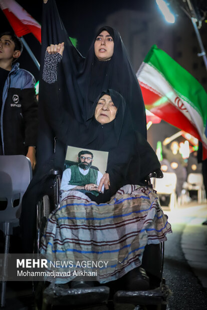 اجتماع بزرگ فدائیان امام خامنه‌ای