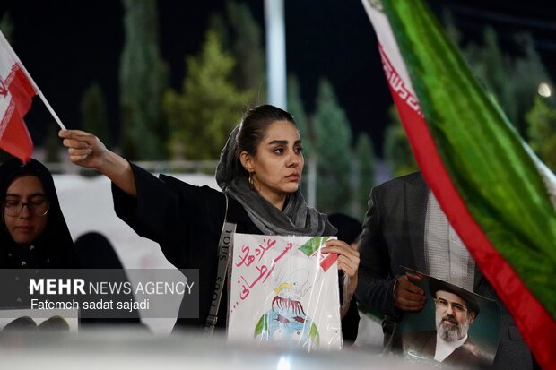 حضور پرشور کرمانی ها برای همبستگی ملی در میدان آزادی