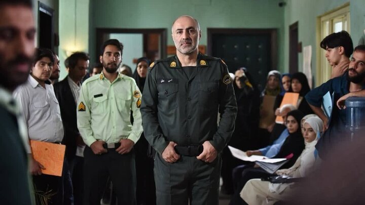 دلیل سکانس حمله به کلانتری در یک سریال چه بود؟؛ پرداختن به جنگ ۱۲ روزه دلیل سکانس حمله به کلانتری در یک سریال چه بود؟؛ پرداختن به جنگ ۱۲ روزه