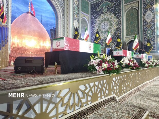 مراسم وداع با پیکر مطهر «اسماعیل خطیب» در حرم رضوی