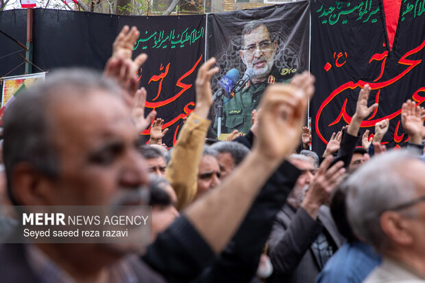 مراسم تشیع  پیکر سردار شهید علی‌محمد نائینی در کاشان