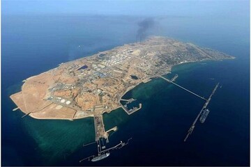 جزیره خارگ مرکز ثقل استراتژیک خلیج فارس؛ نماد مقاومت پایدار و وحدت ملی