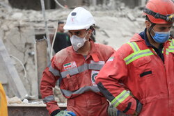 ۱۲ شهید و ۲۸ مجروح در پی تجاوز دشمن به ورامین/۲۰۰ واحد مسکونی آسیب دید