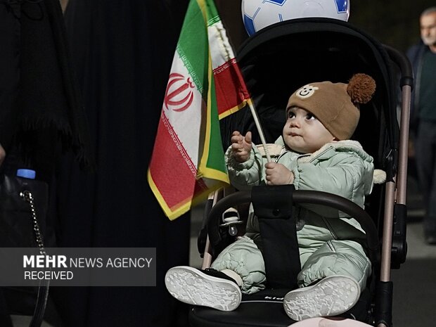 اجتماع حمایت از رزمندگان در مقابله با دشمن آمریکایی - صهیونی