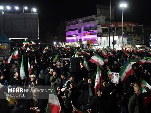 اجتماع حمایت از رزمندگان در مقابله با دشمن آمریکایی - صهیونی