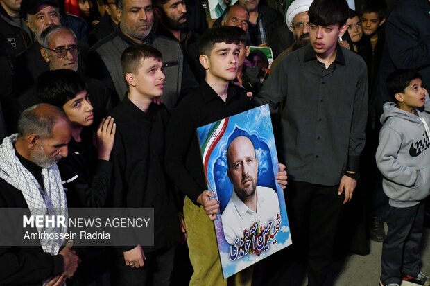 وداع با پیکر مطهر ۳ شهید در بیرجند