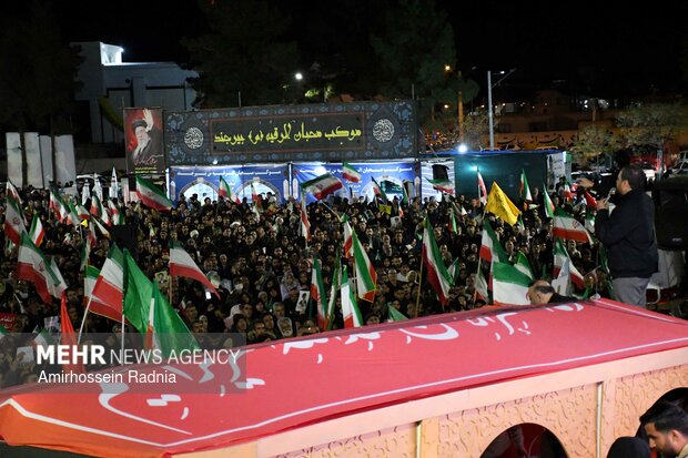 وداع با پیکر مطهر ۳ شهید در بیرجند