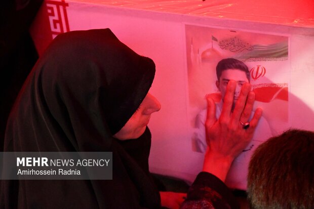 وداع با پیکر مطهر ۳ شهید در بیرجند