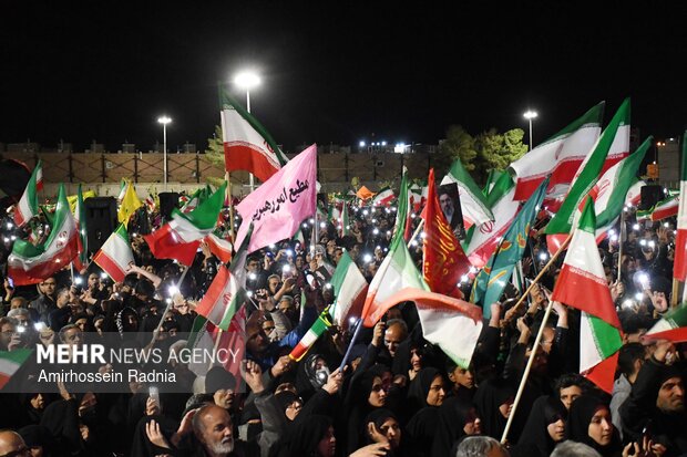وداع با پیکر مطهر ۳ شهید در بیرجند