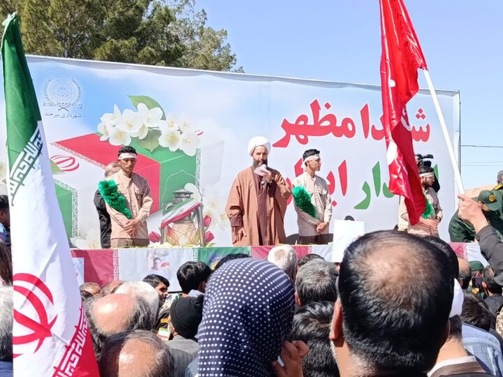 کمالی: ملت ایران افسانه شکست‌ناپذیری آمریکا و اسرائیل را در هم می‌شکند