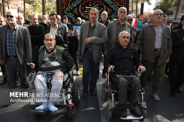 تشییع پیکر مطهر سه شهید در بیرجند