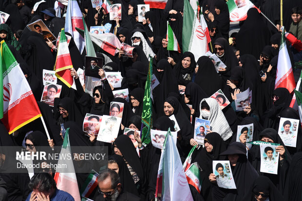 تشییع پیکر مطهر شهید «اسماعیل خطیب» در مشهد