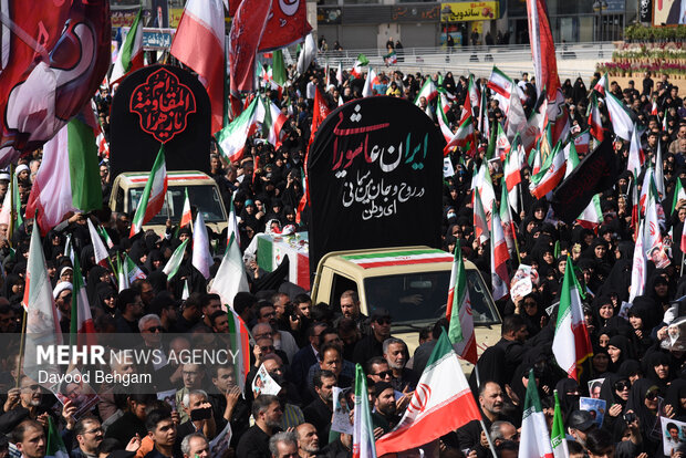 تشییع پیکر مطهر شهید «اسماعیل خطیب» در مشهد