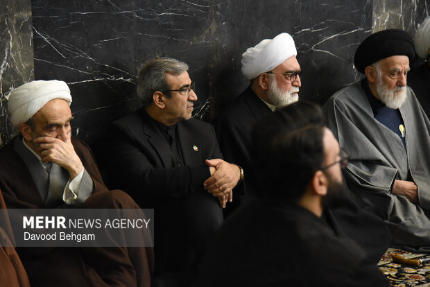 بزرگداشت شهیدان «لاریجانی، خطیب و شیرازی» در حرم رضوی