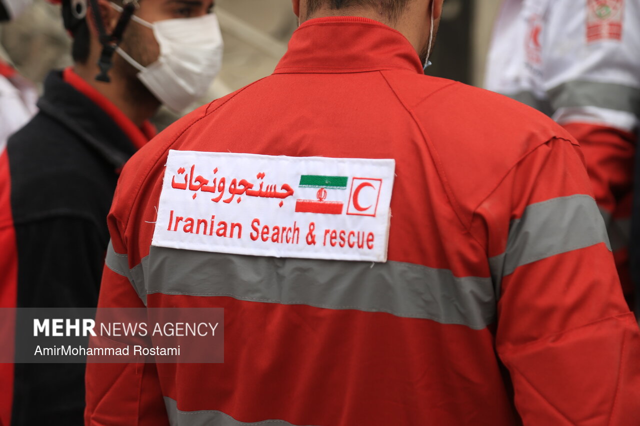 تهران،استان،رضايي،نجات،زنده،نيروهاي،روز،نجاتگر،امدادگر،آوار،پهنه