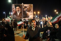 VIDEO: Pro-government rally in Mashhad
