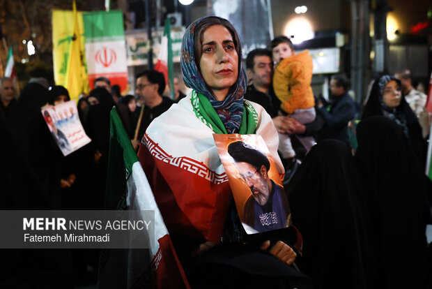 اجتماع حمایت از رزمندگان در مقابله با دشمن آمریکایی - صهیونی