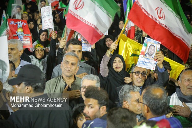 مراسم وداع با شهید «یوسف صبحانی‌نسب» در بوشهر