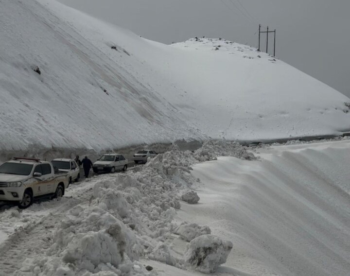 بارش ۶۰ سانتی‌متری برف در گردنه ژالانه