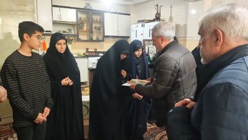 تجلیل از ۹ خانواده شهید «جنگ رمضان» در شهرستان بناب