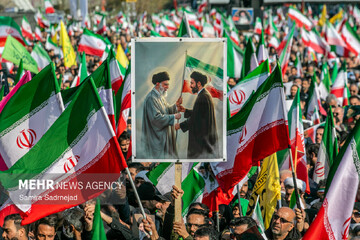 مراسم بیعت با سومین رهبر انقلاب اسلامی در تهران