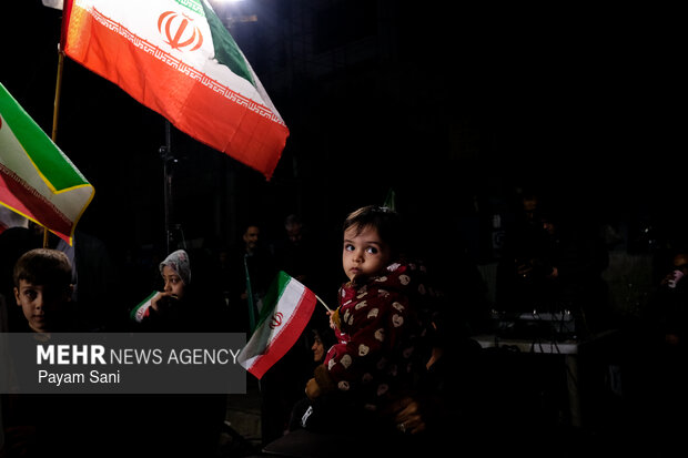 اجتماع حمایت از رزمندگان در مقابله با دشمن آمریکایی - صهیونی