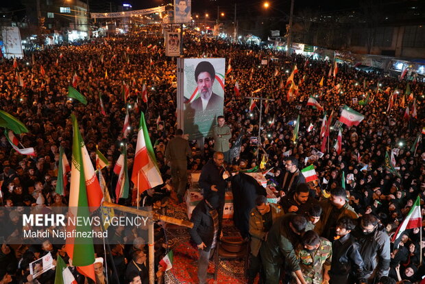 حضور حماسی مردم یاسوج در تجمع ضدآمریکایی