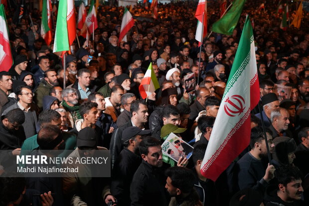 حضور حماسی مردم یاسوج در تجمع ضدآمریکایی