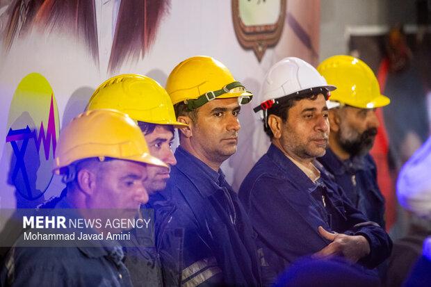 تجمع مردم قزوین در حمایت از صنعت برق