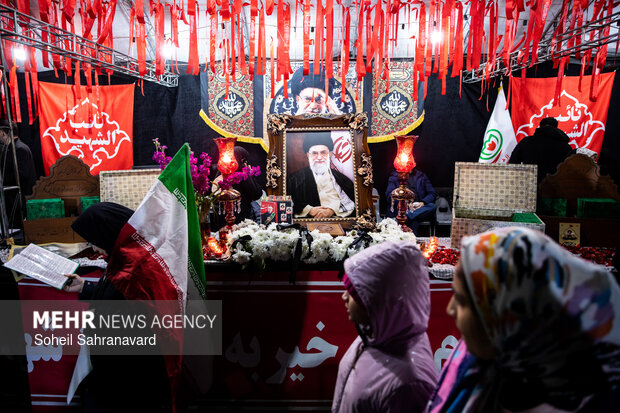 اجتماع حمایت از رزمندگان در مقابله با دشمن آمریکایی - صهیونی