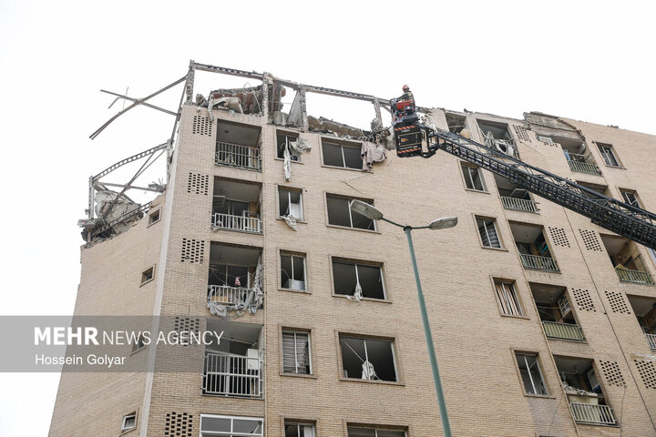 آثار تجاوز هوایی  آمریکا و رژیم صهیونیستی به شهرک شهید بروجردی تهران 