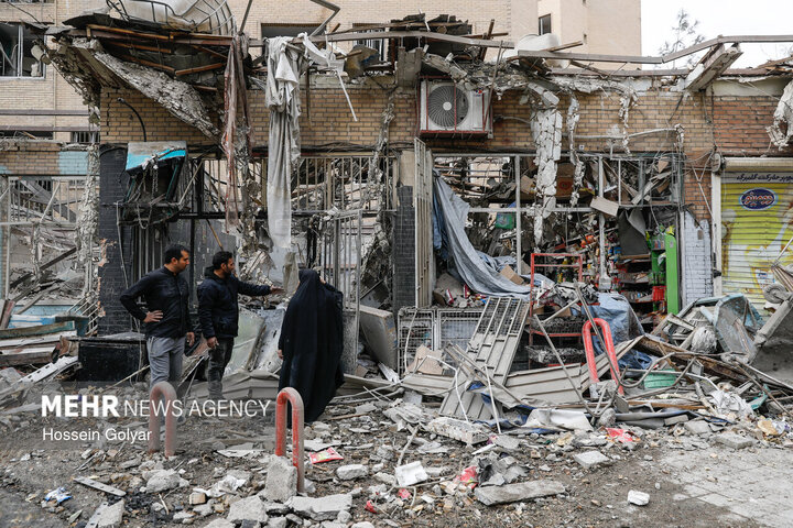 آثار تجاوز هوایی  آمریکا و رژیم صهیونیستی به شهرک شهید بروجردی تهران 