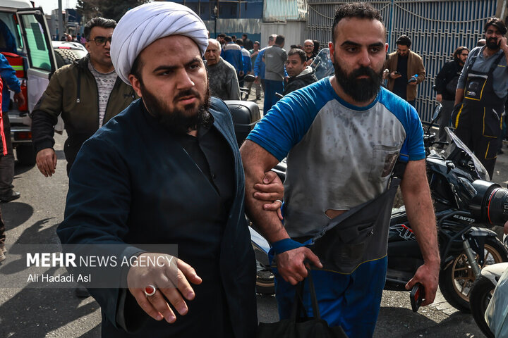 آثار تجاوز هوایی  آمریکا و رژیم صهیونیستی به نمایندگی ایران خودرو در غرب تهران