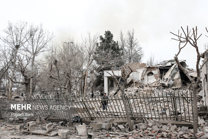 آثار تجاوز هوایی  آمریکا و رژیم صهیونیستی  به میدان شهدا تهران