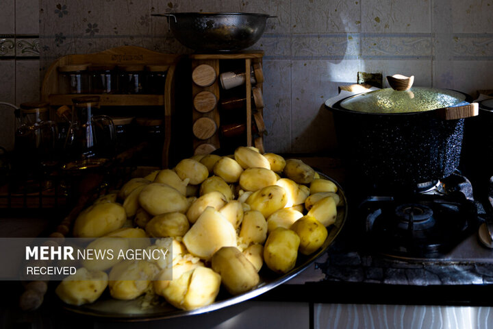 گروه‌های جهادی، پای کار بازسازی مناطق آسیب دیده در جنگ